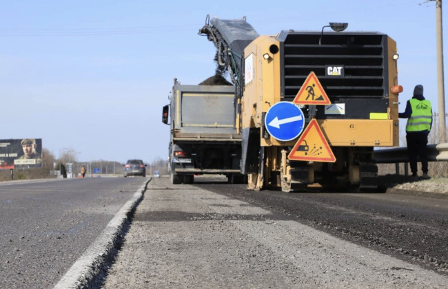 В Верховной Раде рассказали на ремонт каких дорог Украина привлечет средства от Европейского инвестиционного банка