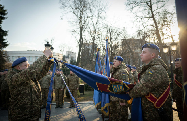 Владимир Зеленский поздравил Нацгвардию с годовщиной создания: видео