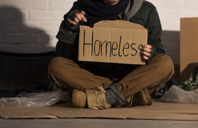 Бездомного в США ошибочно заключили под стражу и отправили в психиатрическую больницу — он получит почти $1 млн компенсации