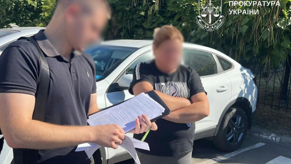 За $3500 женщине поставили диагнозы, чтобы сын оформил уход и уехал за границу — в Киеве будут судить организатора схемы и врача