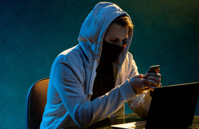 Потерпіла у справі про шахрайствo на понад 670 тисяч гривень просила не ув’язнювати обвинуваченого: що вирішив суд