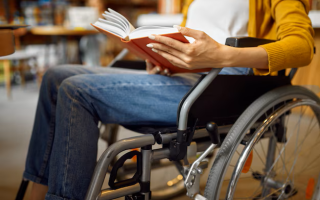 Правительство распространило стипендии Кабмина на студентов с инвалидностью в профтехах и колледжах