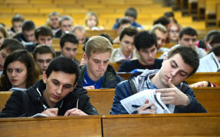 В Одесі професора звільнили з університету через те, що він підготував на іспит білети російською мовою