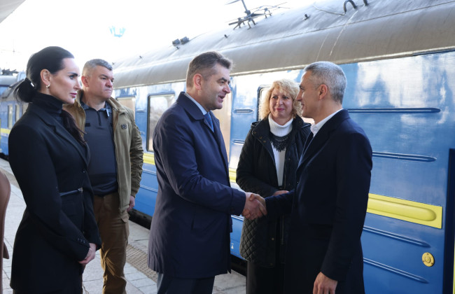 Болгарская делегация во главе с премьером прибыла в Киев на встречу с Зеленским, Свириденко и Стефанчуком
