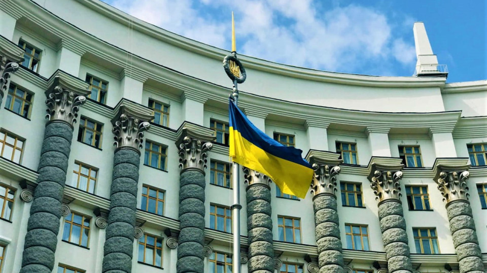 Правительство одобрило пакет законопроектов о военном сборе и налогообложении посылок и цифровых платформ