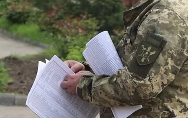 В Одессе мужчина напал на военных ТЦК и ранил офицера ВСУ