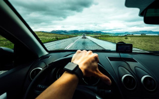 Як легально подорожувати чужим авто за кордоном – пояснення