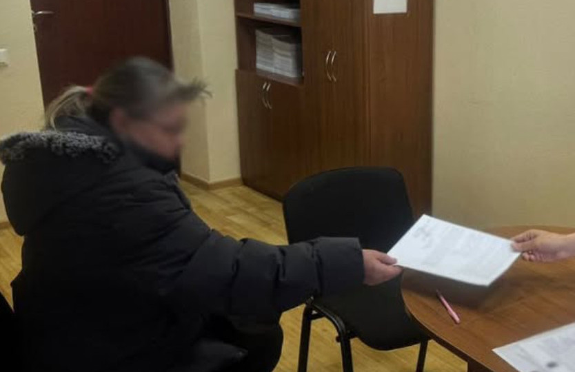 Киевлянке, которая держала в квартире волка и лисицу, сообщили о подозрении