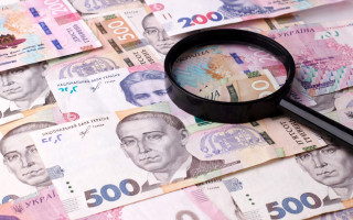 Рахункова палата виявила проблеми в реформі оплати праці держслужбовців — у Раді вимагають їх усунути