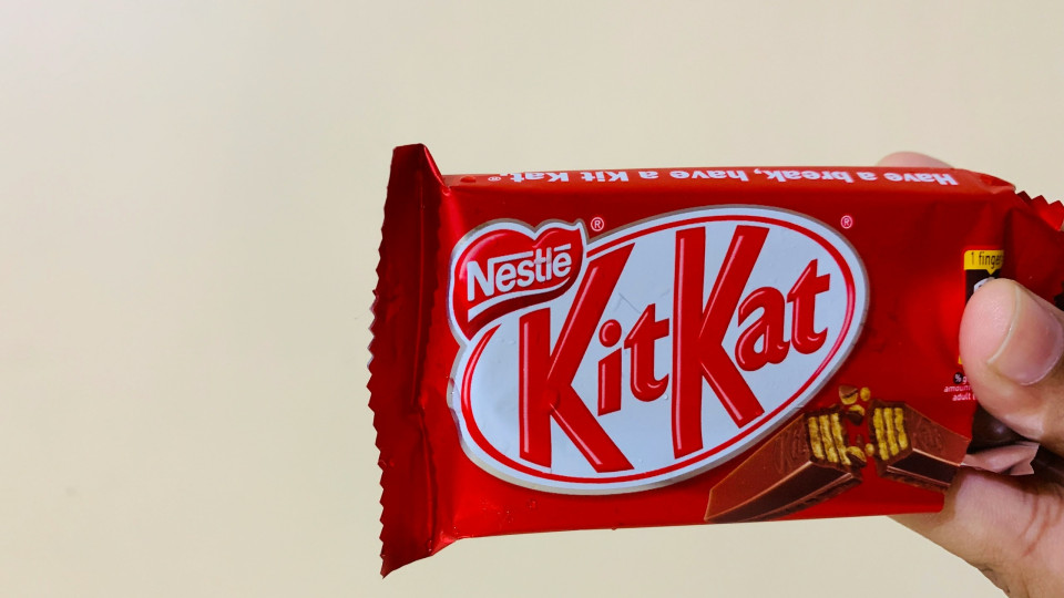 Украденный грузовик с шоколадками KitKat нашли: что известно о судьбе 12 тонн сладостей