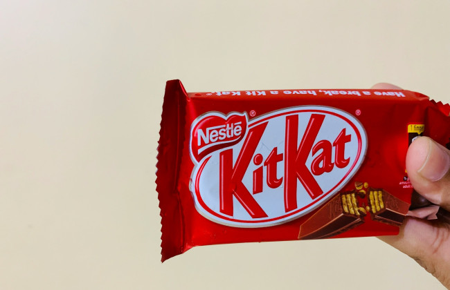 Викрадену вантажівку з шоколадками KitKat знайшли: що відомо про долю 12 тонн солодощів