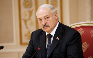 Олександр Лукашенко заявив про підготовку до війни: Ніякого мирного часу бути не може