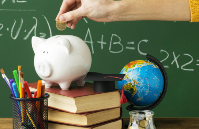 Вчителів планують вивести з тарифної сітки – що буде із зарплатами