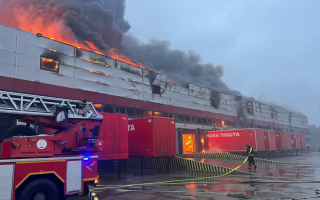 Россияне ударили по Луцку: уничтожен терминал «Новой почты», фото