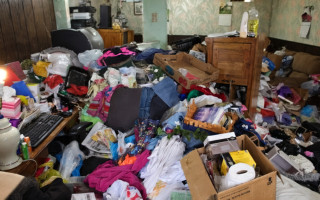 Задохнулась среди пакетов: в Италии женщина умерла под завалами собственных покупок