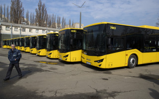 У Києві на маршрути випустили 20 нових автобусів