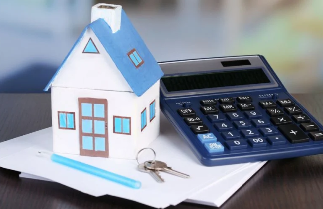 Отмена коммуналки для поврежденного жилья и новые требования к управляющим компаниям: что изменит закон о ЖКХ