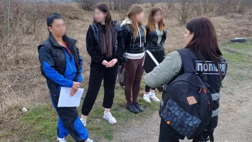 В Черниговской области раскрыли канал торговли людьми в Европу — женщина искусственно втягивала жертв в долги