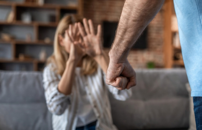 Посварилися через дитину — дійшло до насильства: Вінницький апеляційний суд підтвердив покарання чоловіку