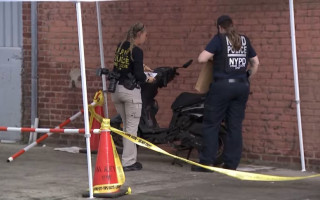 У Брукліні чоловіки на мопеді відкрили вогонь по перехожих – від стрілянини загинула 7-місячна дитина