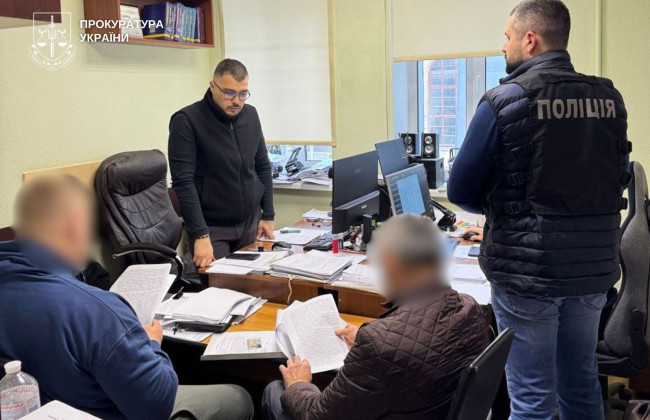 Металопереробний завод на Подолі труїв весь Київ – директору підприємства повідомлено про підозру