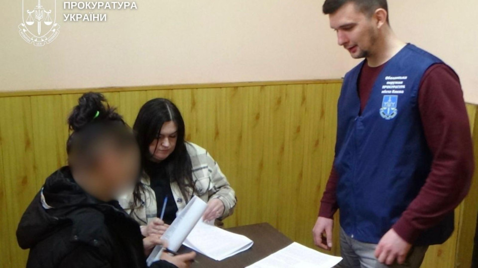 В Киеве женщина поджигала двери квартир знакомых после конфликтов с ними