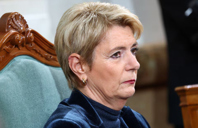 Міністр фінансів Швейцарії подала до суду через образливий пост, створений ШІ