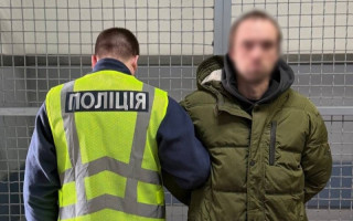 Побачення за $5 тисяч – у Києві чоловік пограбував жінку після знайомства в мережі