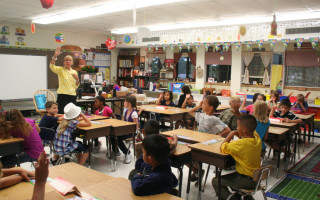 В США суд закрыл дело о нехватке средств в образовании, которое длилось более 30 лет