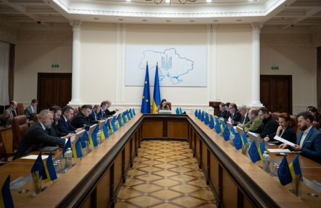 Кабмин утвердил Национальную программу адаптации законодательства Украины к праву ЕС