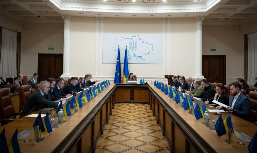 Кабмин утвердил Национальную программу адаптации законодательства Украины к праву ЕС