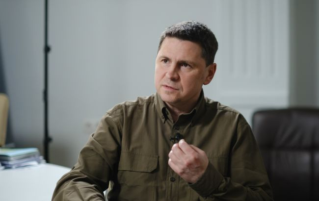 Пауза в мирных переговорах будет продолжаться до завершения войны на Ближнем Востоке — Михаил Подоляк