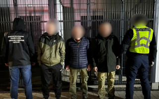 На Закарпатье задержали военнослужащих в СЗЧ, которые за $10 тысяч переправляли мужчин за границу