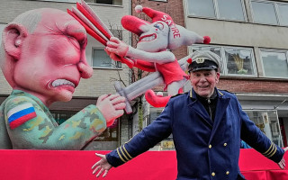 Россия заочно приговорила немецкого художника Жака Тилли к более чем 8 годам лишения свободы за карикатуры на Путина