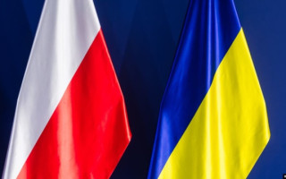 У Польщі українцям замінюють статус PESEL UKR на карту побиту CUKR – що варто знати
