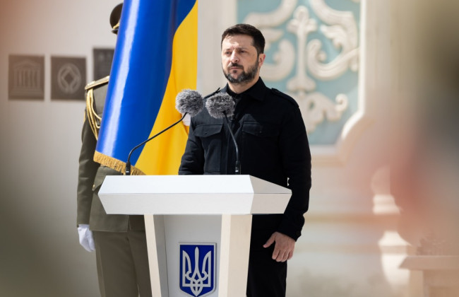 Володимир Зеленський привітав християн західного обряду з Великоднем