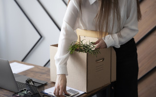 Военное положение не может быть основанием для прогула: работодателям перепишут правила увольнения работников