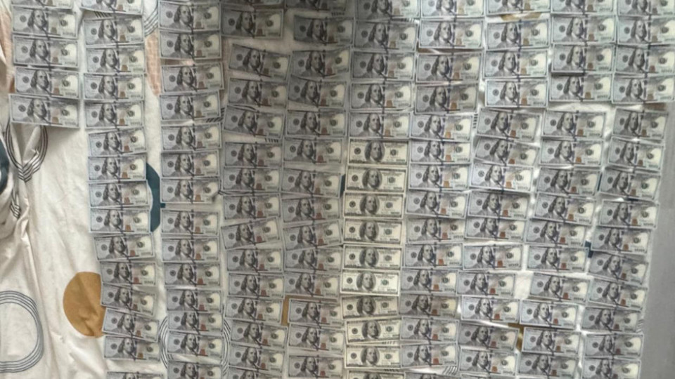 В Винницкой области задержали чиновника ТЦК, который за 3000 долларов снимал уклонистов с розыска