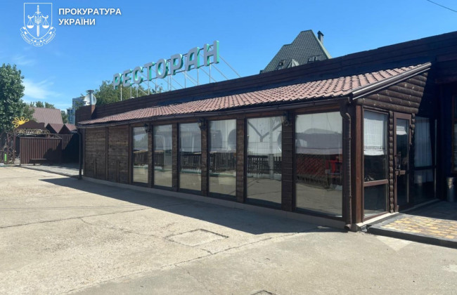 У Києві суд зобов’язав товариство знести комплекс на березі Дніпра