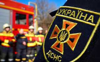 Після звільнення виплати затримали майже на рік: суд визначив, скільки має отримати колишній працівник ДСНС