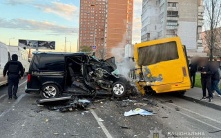 В Одессе смертельное ДТП: столкнулись микроавтобус и маршрутка, фото