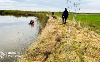 В Ровенской области маленькие братья пропали у реки — одного нашли мертвым, второго до сих пор ищут