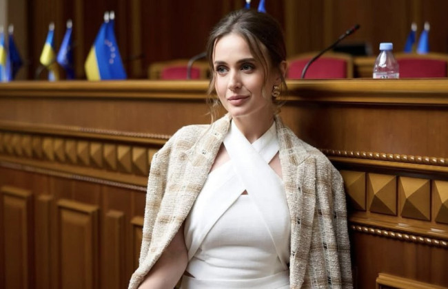 Верховна Рада підтримала заяву Дарʼї Володіної про складання мандату