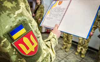 Володимир Зеленський присвоїв почесне найменування 47-й артилерійській бригаді ЗСУ