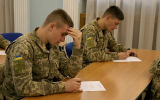 Правительство изменило правила назначения президентских стипендий для курсантов