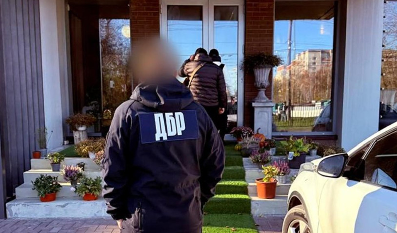 Скрытое имущество на 30 миллионов – будут судить экс-руководителя миграционной службы Хмельницкой области Олега Панькова