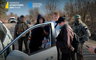 ВРП відсторонила суддю з Луганщини Івана Посохова, якого викрили на підбурюванні адвоката до хабаря