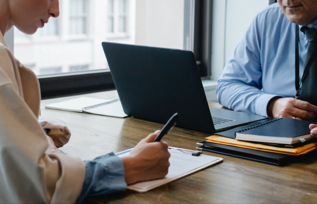 Кожен сьомий ФОП має найманих працівників – скільки українців вони забезпечують роботою