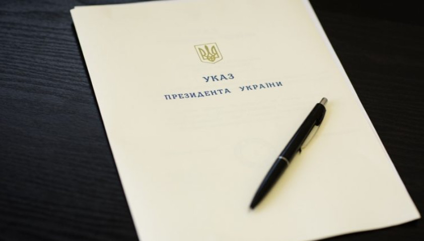 Украина ввела санкции против 5 культурных пропагандистов РФ, связанных с участием в Венецианской биеннале
