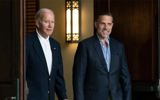 Сын Байдена вызвал сыновей Трампа на бой в клетке – Reuters